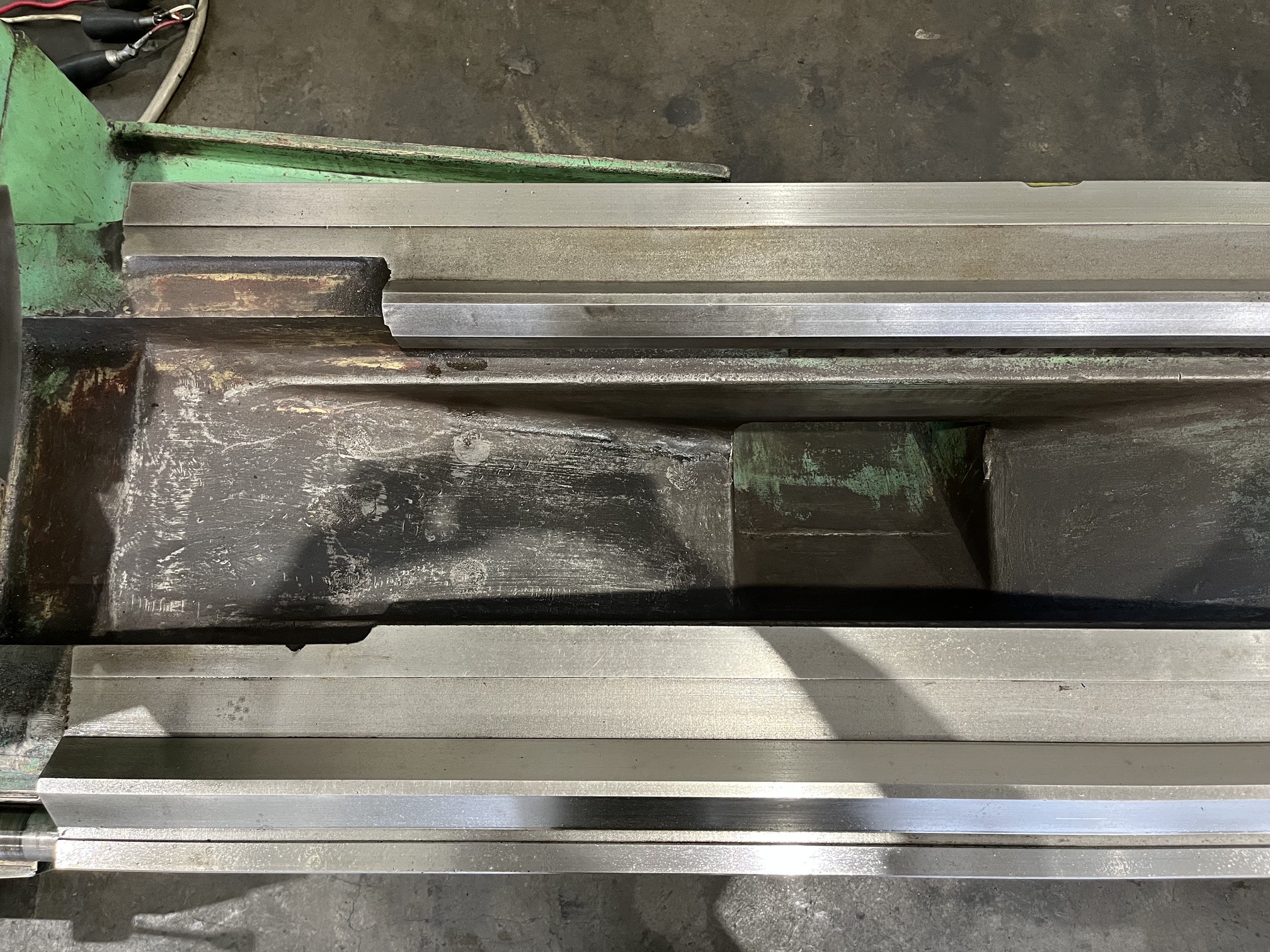 大日金属工業 23尺普通旋盤 DHM90×500