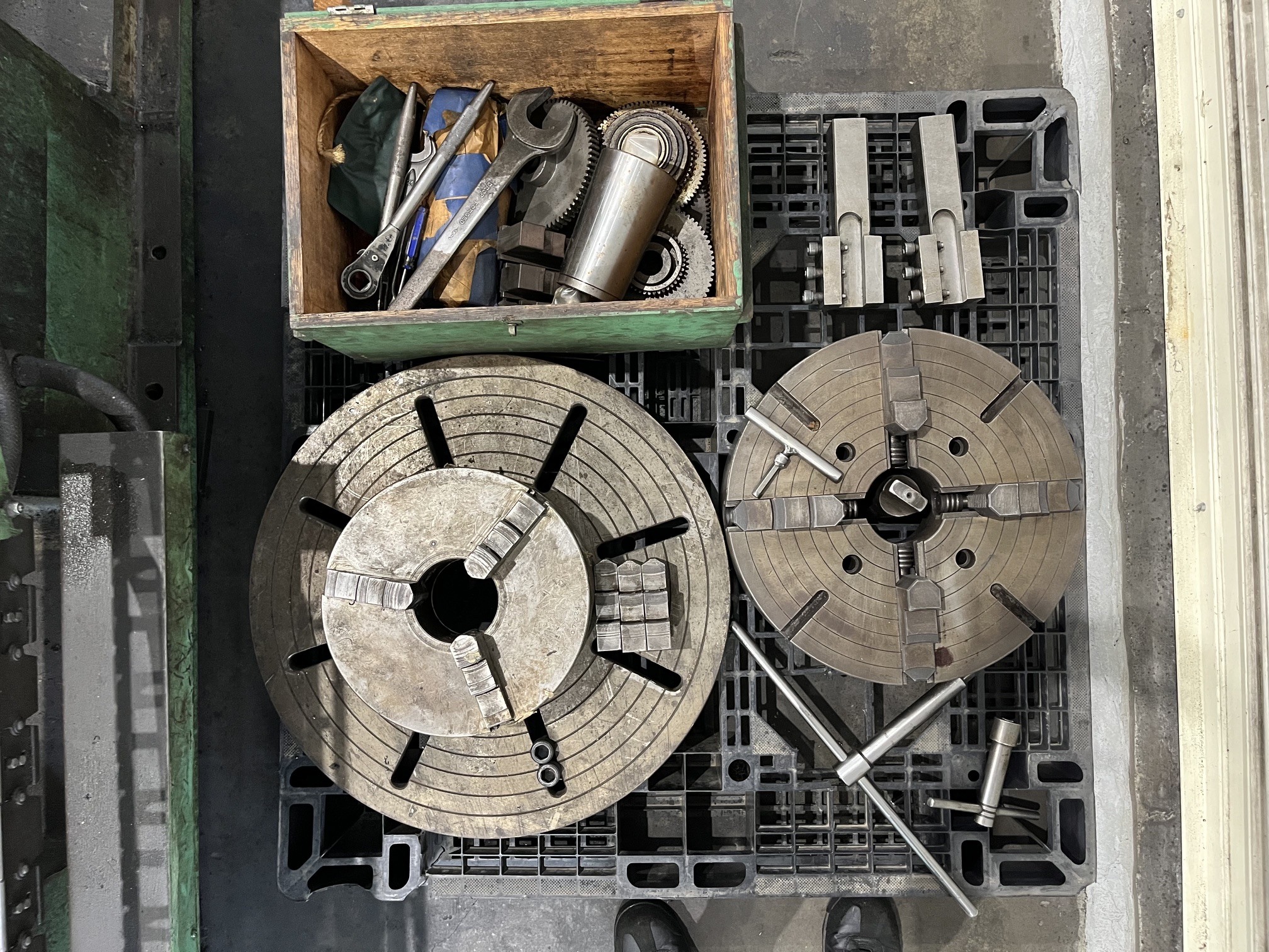 大日金属工業 23尺普通旋盤 DHM90×500