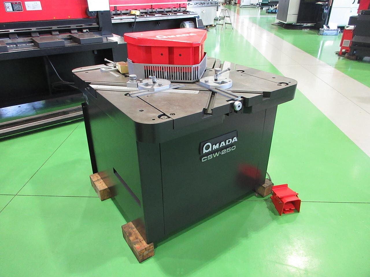 アマダ コーナーシャー CSW-250