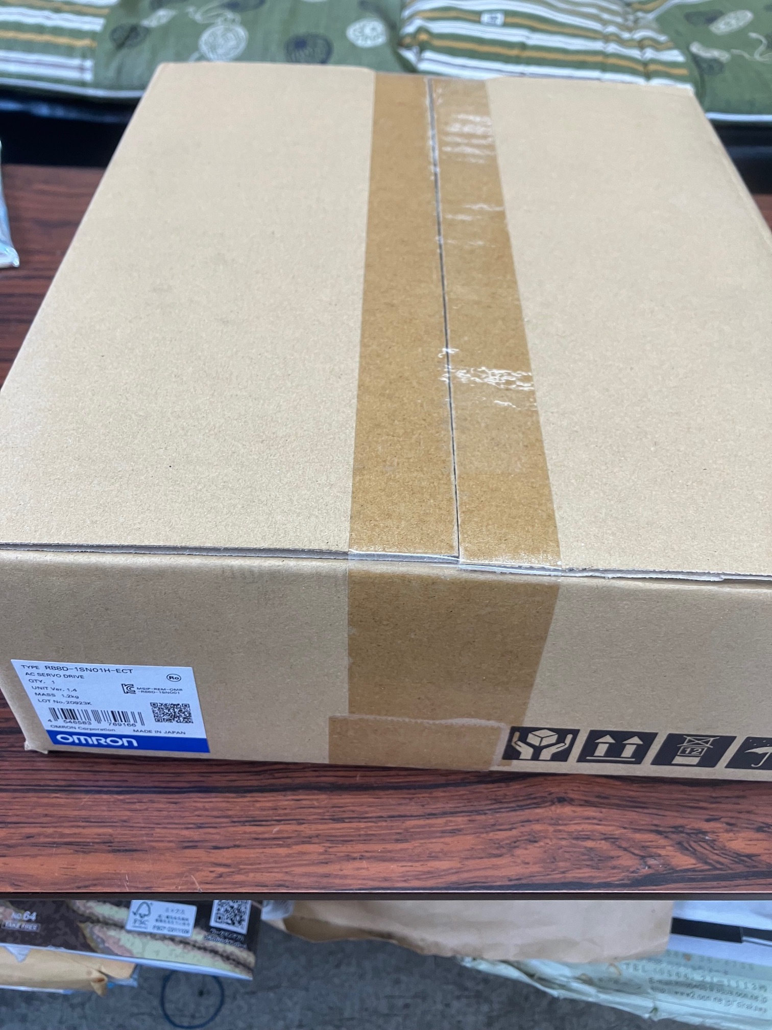 オムロン ACサーボドライバー R88D-1SN01H-ECT