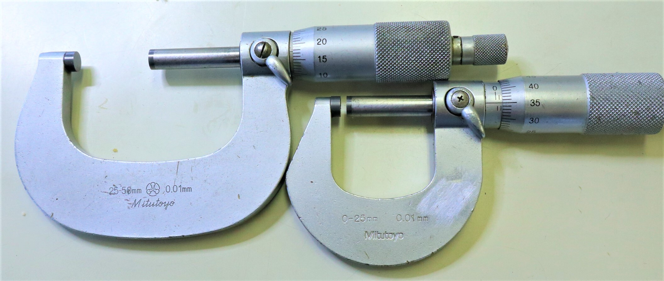 ミツトヨ 外径マイクロメーター 0~25.25~50mm 0.01mm 計2個