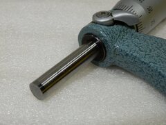 ミツトヨ 外側マイクロメーター 200～225㎜ 103-145