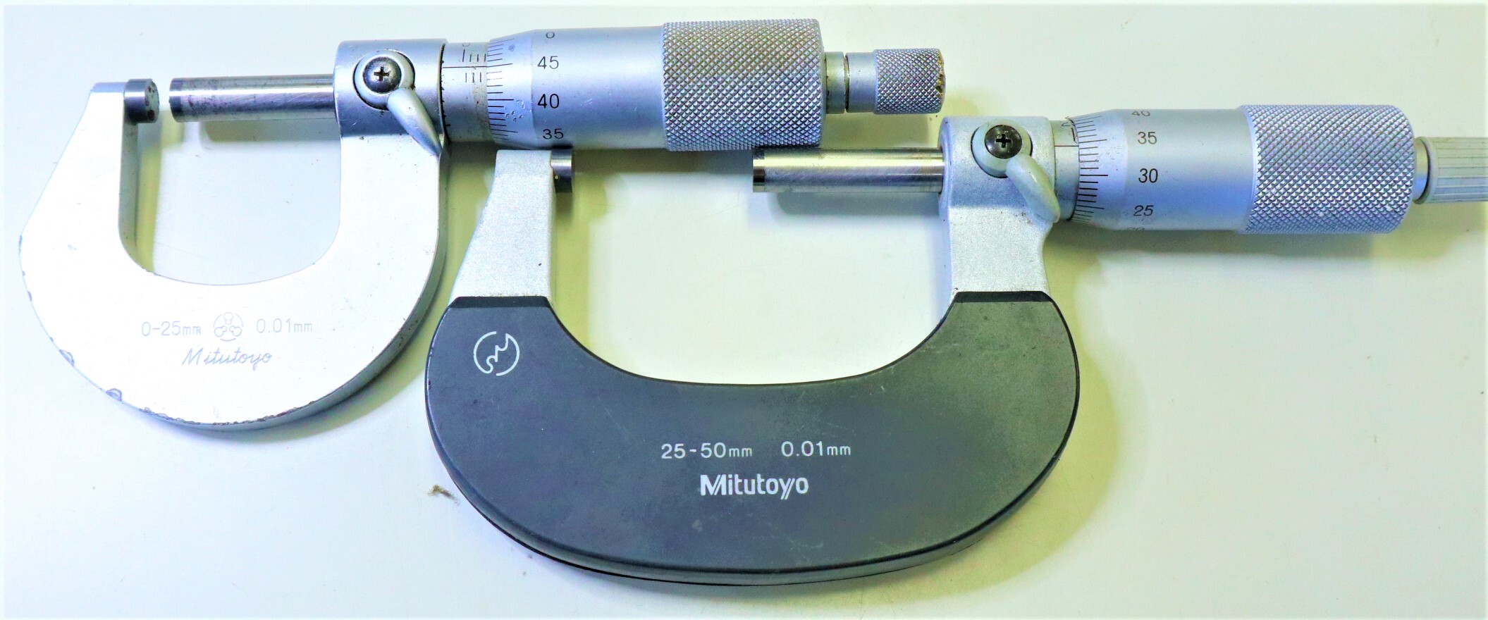 ミツトヨ 外径マイクロメーター 0~25.25~50mm 0.01mm 計2個