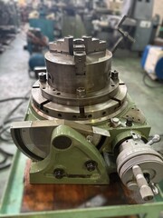 日研工作所 万能傾斜テーブル NST-300HP