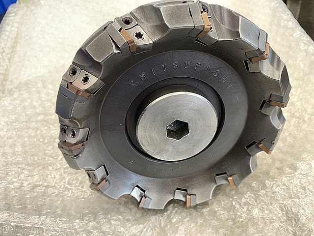 三菱マテリアル フェイスミル SE445L0611F