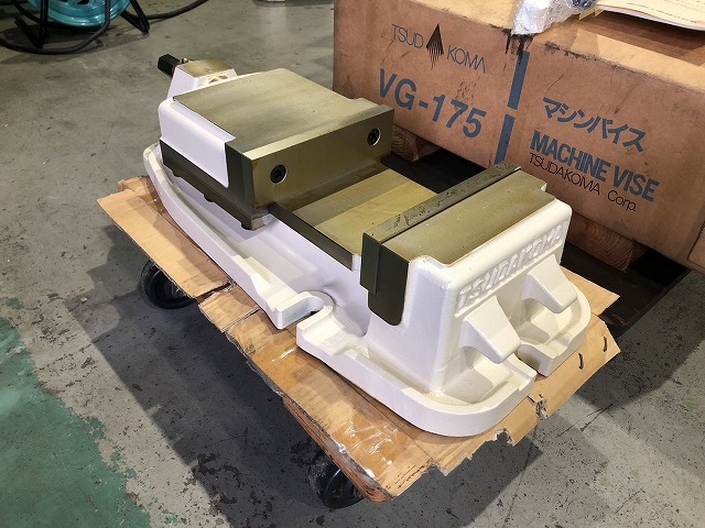 津田駒工業(ツダコマ) マシンバイス VG-175