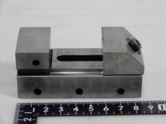 不明 精密バイス 口金巾37mm　口金高15mm　口開35mm