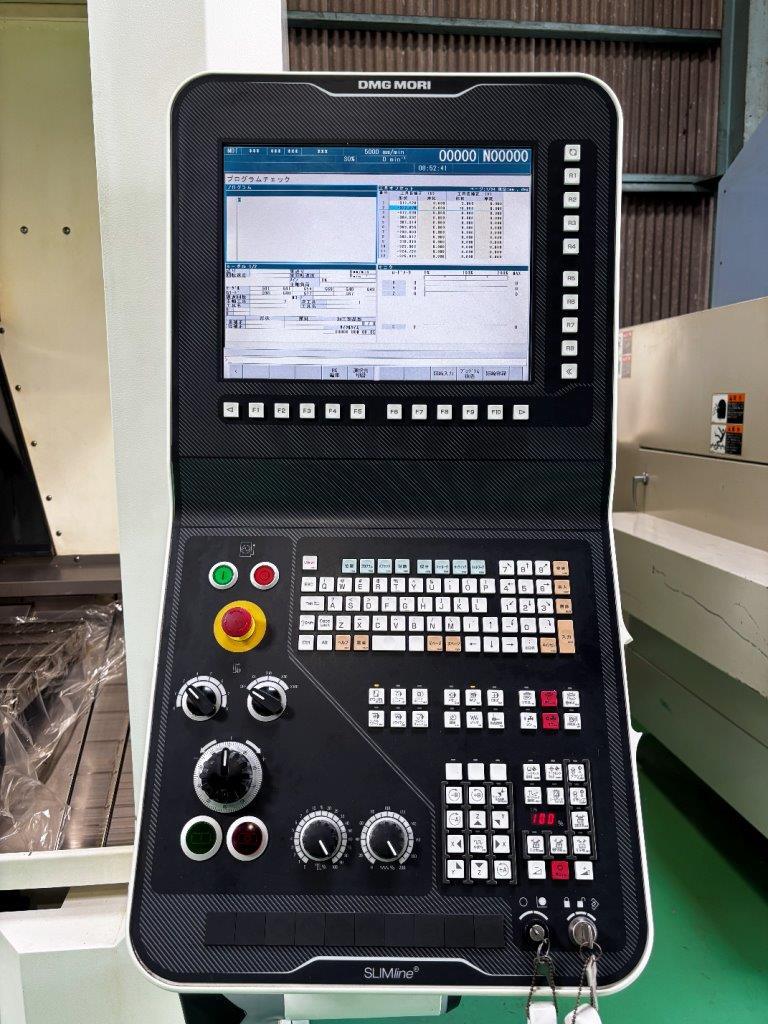 DMG森精機 #5立マシニング CMX800V