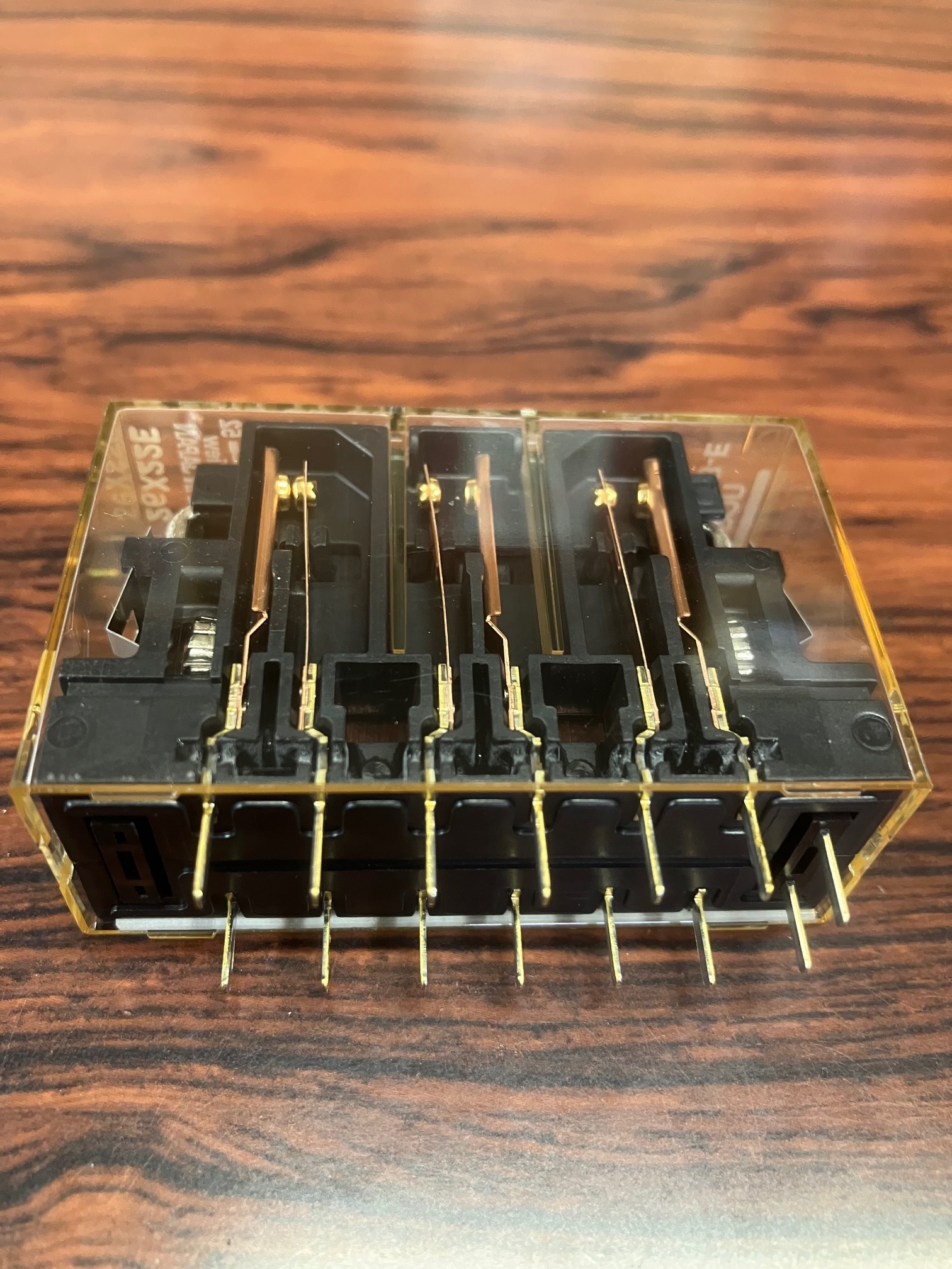 オムロン セーフティーリレー G7S-4A2B-E