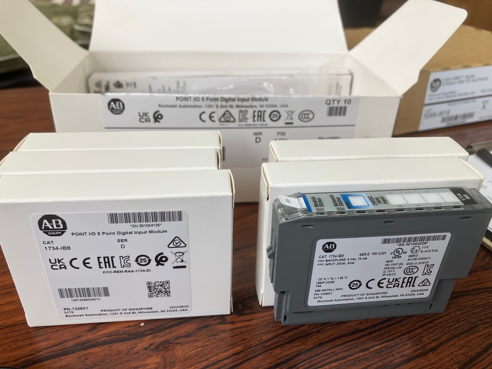 ロックウェルオートメーション社 ＰＬＣ用ＩＯモジュール（入力ユニット 1734-IB8　シリーズD