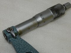 ミツトヨ 外側マイクロメーター 250～275㎜ 103-147