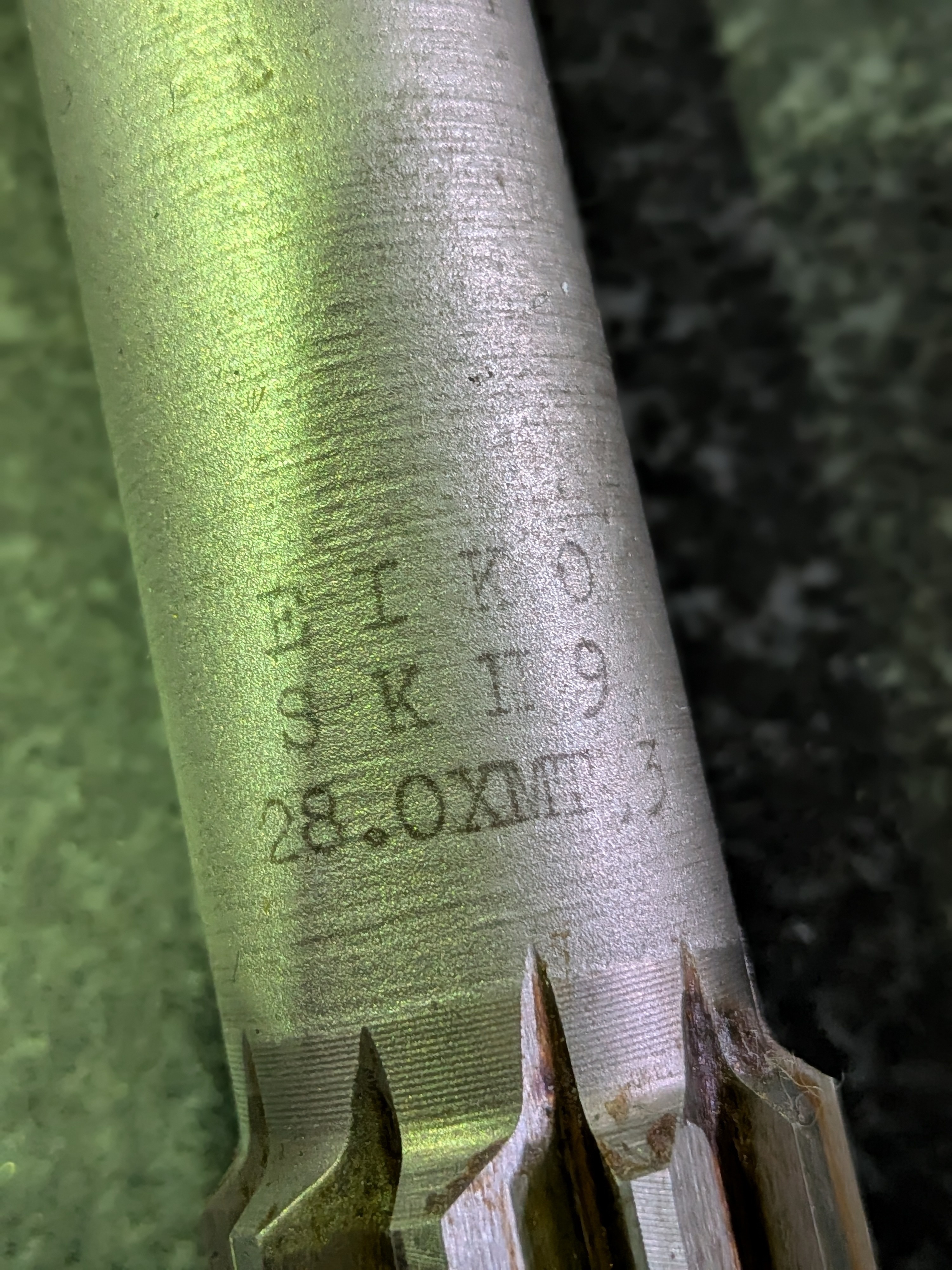 菱高精機 テーパーシャンクロングリーマ 28.0ｘＭＴ３