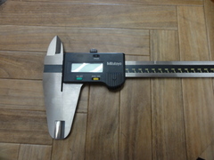 MITUTOYO｜ミツトヨ デジタルノギス CD-60C