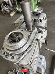 ブラザー工業 タッピングマシン BT6-311
