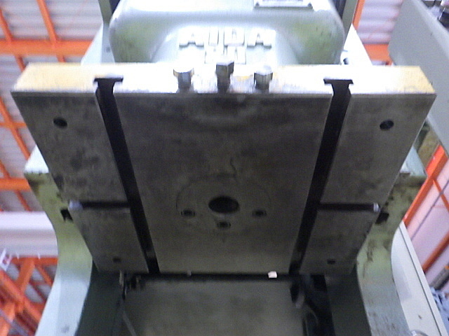 アイダ C型プレス NC1-80(2)