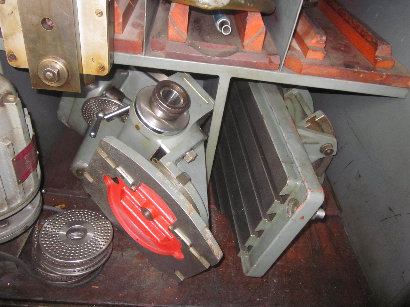 理研製鋼 万能フライス RTM-2