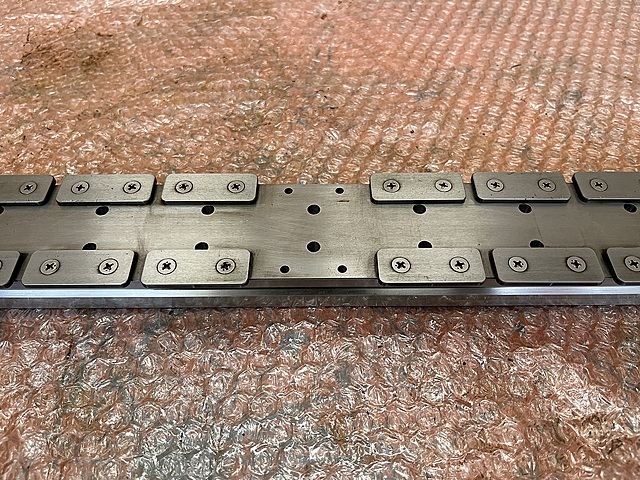 ワイヤーカット治具