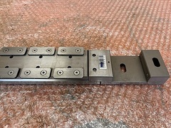ワイヤーカット治具
