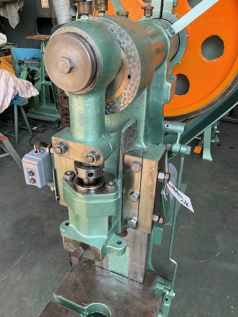  ホーニングプレス 