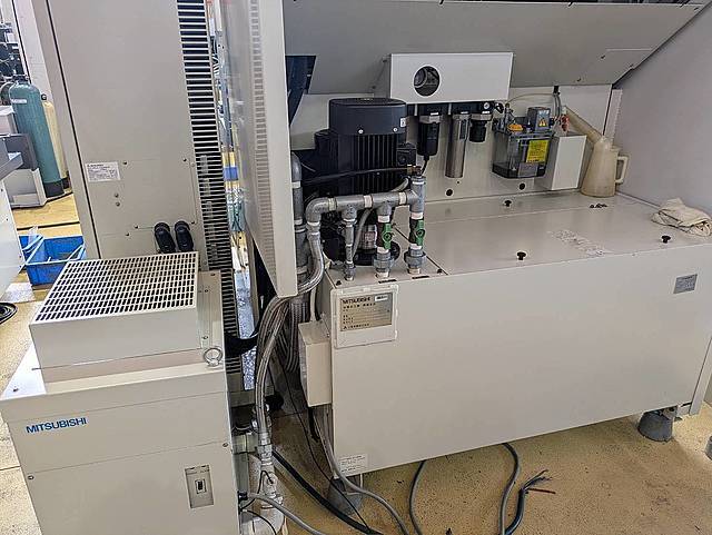 三菱電機 NC放電加工機 EA12VM