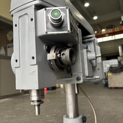 ブラザー工業 タッピングマシン BT1-203
