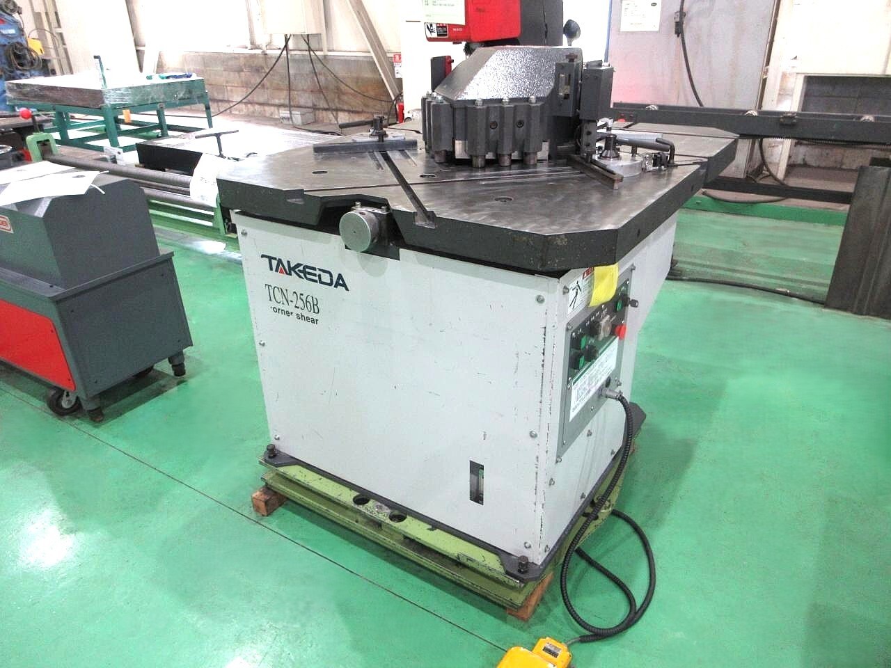 タケダ機械 コーナーシャー TCN-256B
