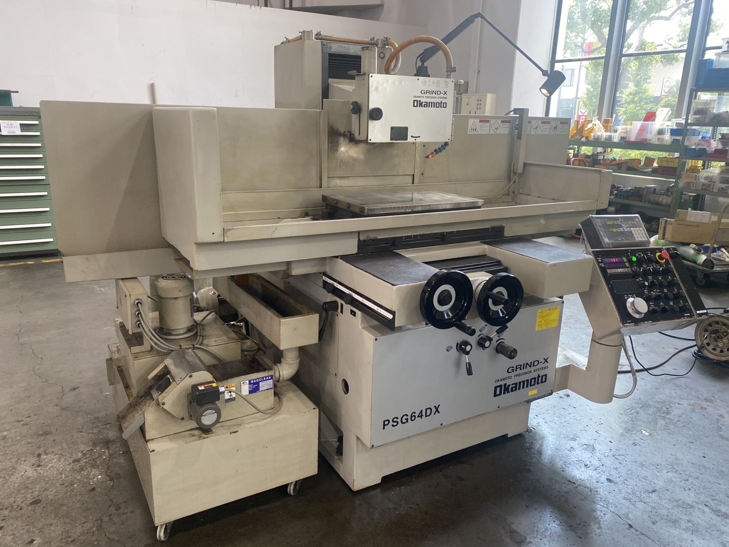 岡本工作機械製作所 平面研削盤 PSG64DX