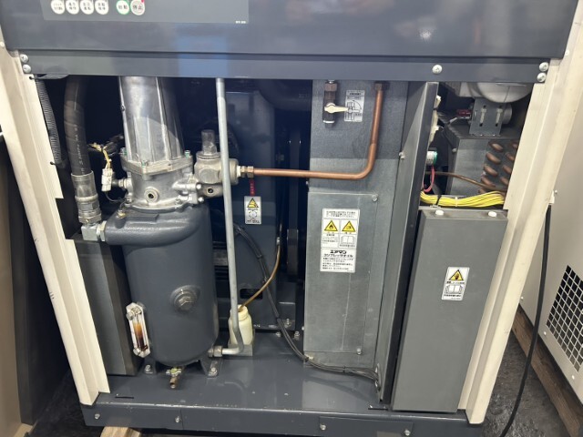 北越工業 7.5kwスクリューコンプレッサー SAS8SD-5C