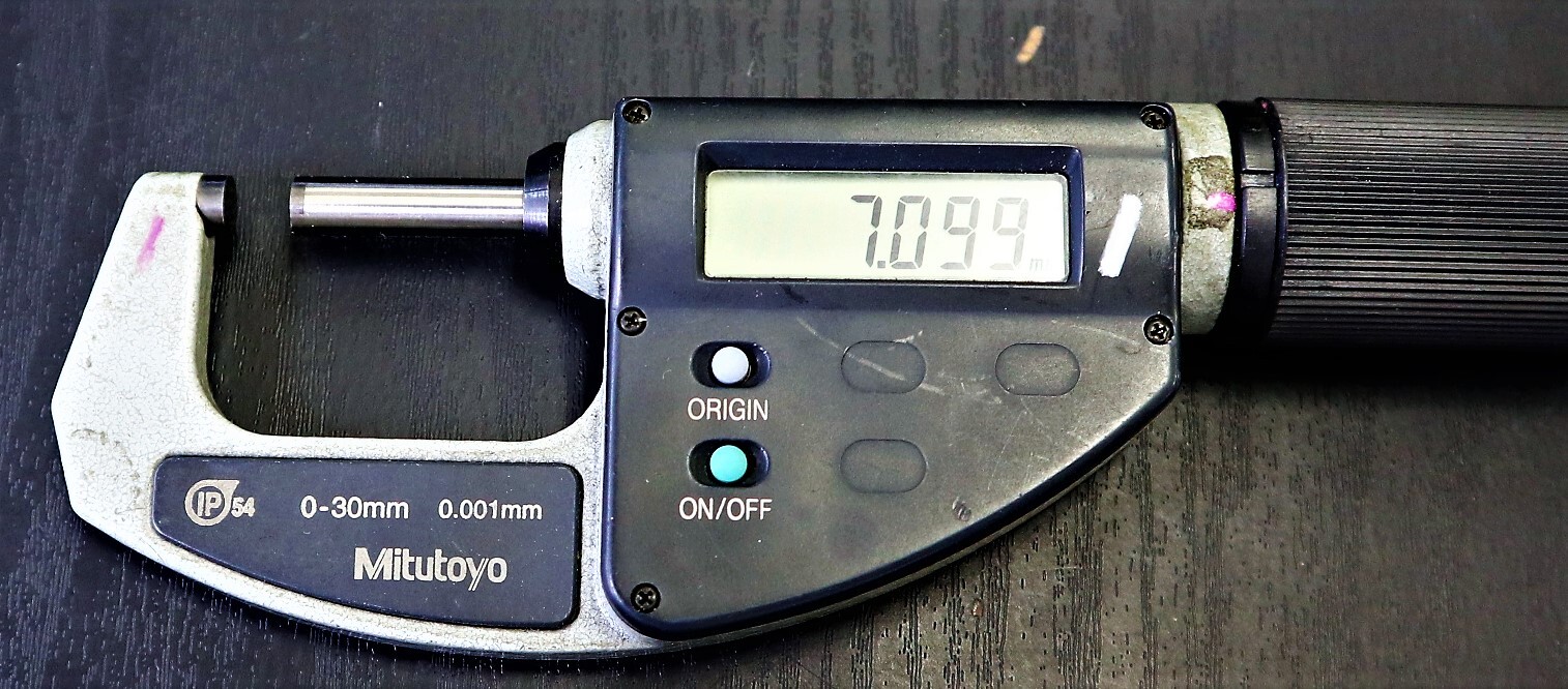 MITUTOYO｜ミツトヨ デジタル外径マイクロメーター 0-30mm 0.001mm