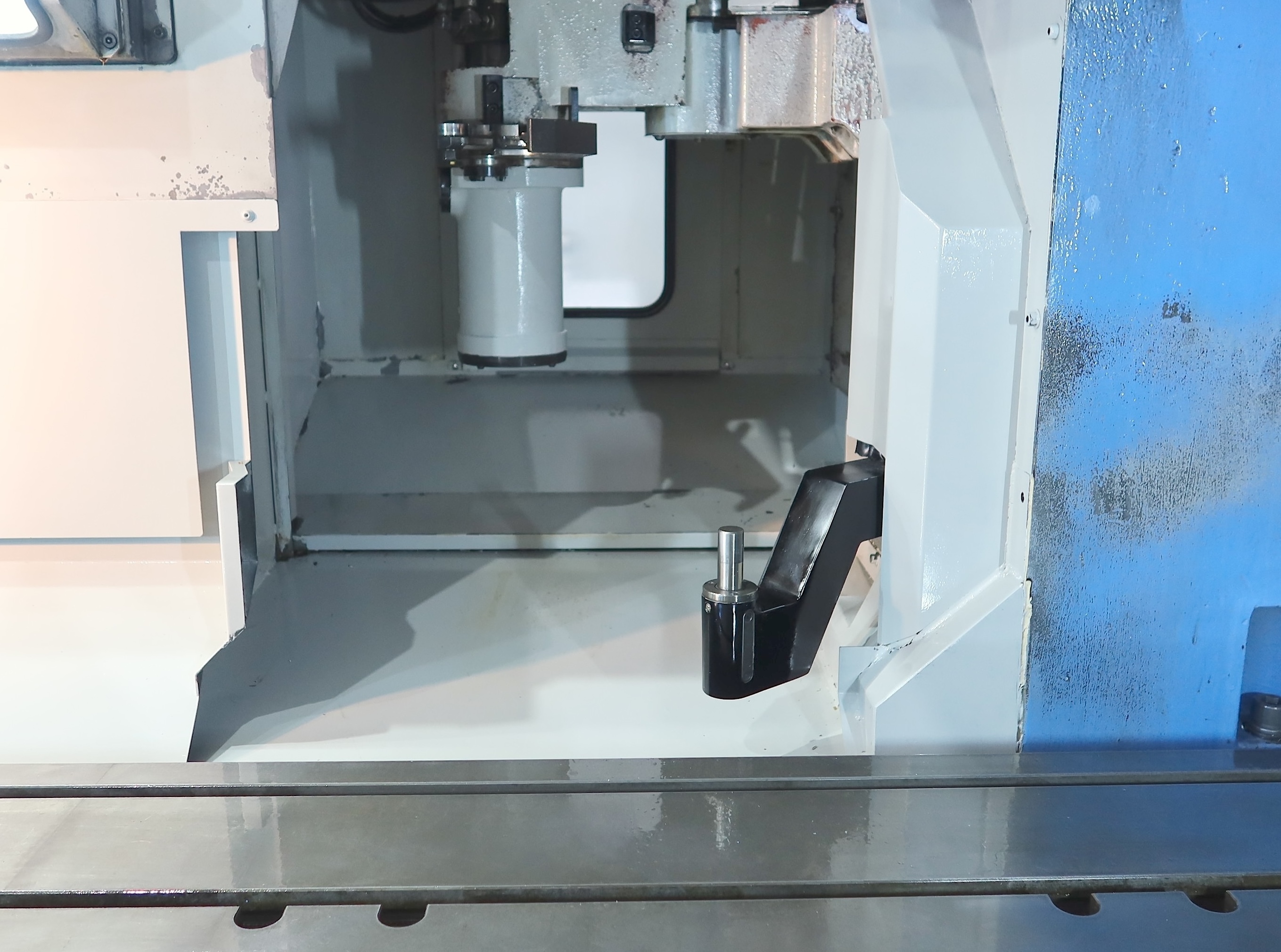 マザック 門型マシニングセンター FJV-50/80