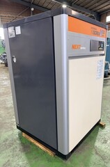 HITACHI 油冷式スクリューコンプレッサー OSP-22VARN