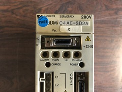 安川電機 YASKAWA サーボパックSERVOPACK SGDM-04AC-SD2A