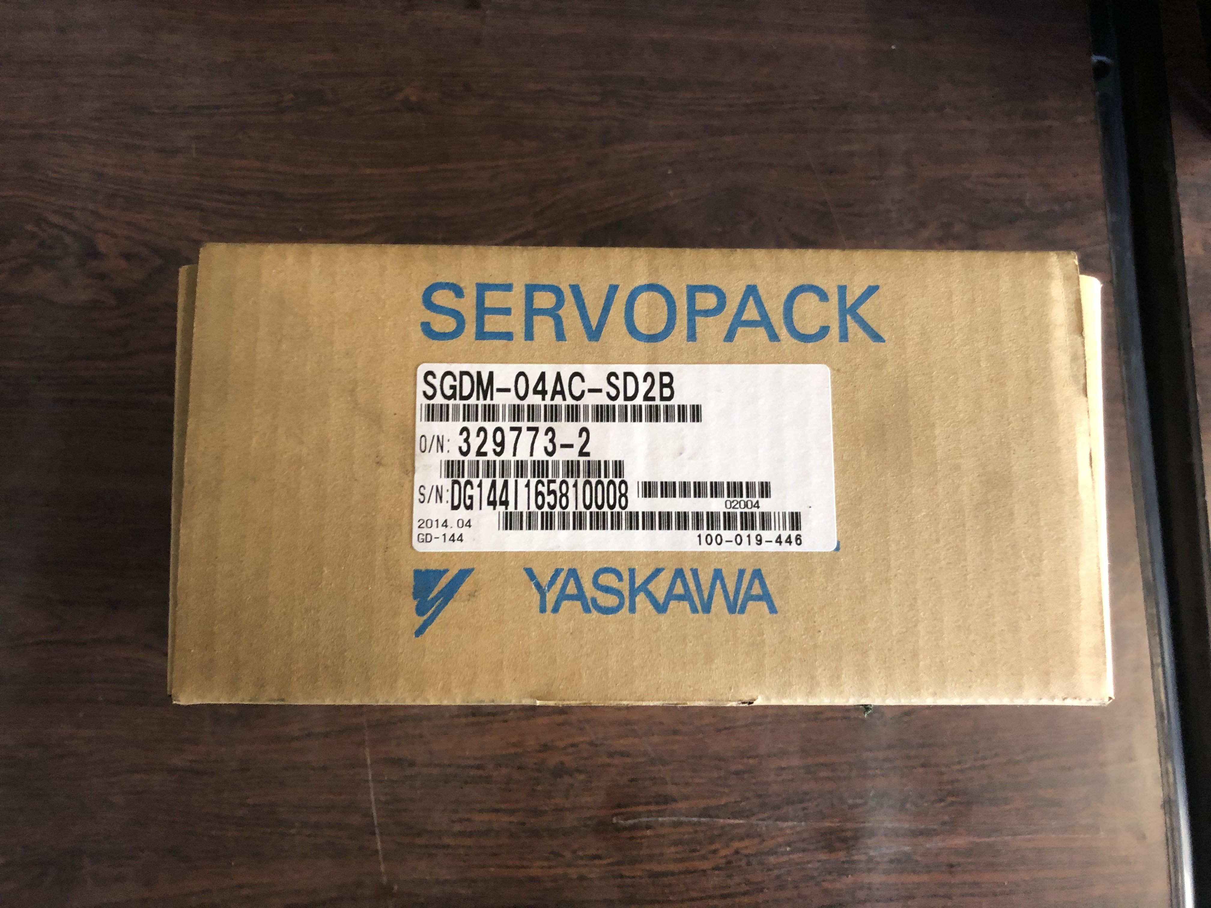 安川電機 YASKAWA サーボパックSERVOPACK SGDM-04AC-SD2A