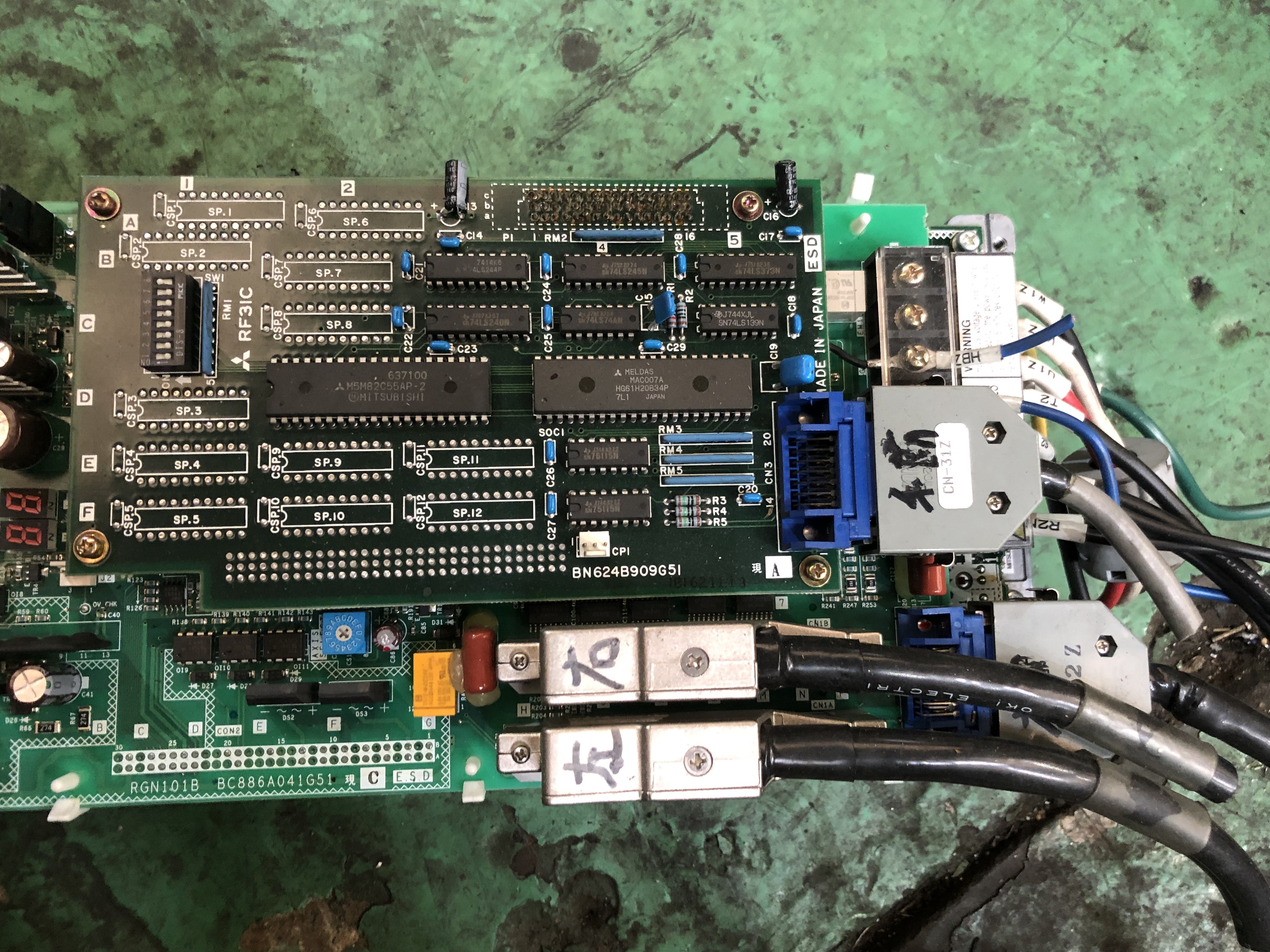 三菱/MITSUBISHI  サーボドライブSERVO DRIVE  MR-S11-100-N 動作未確認