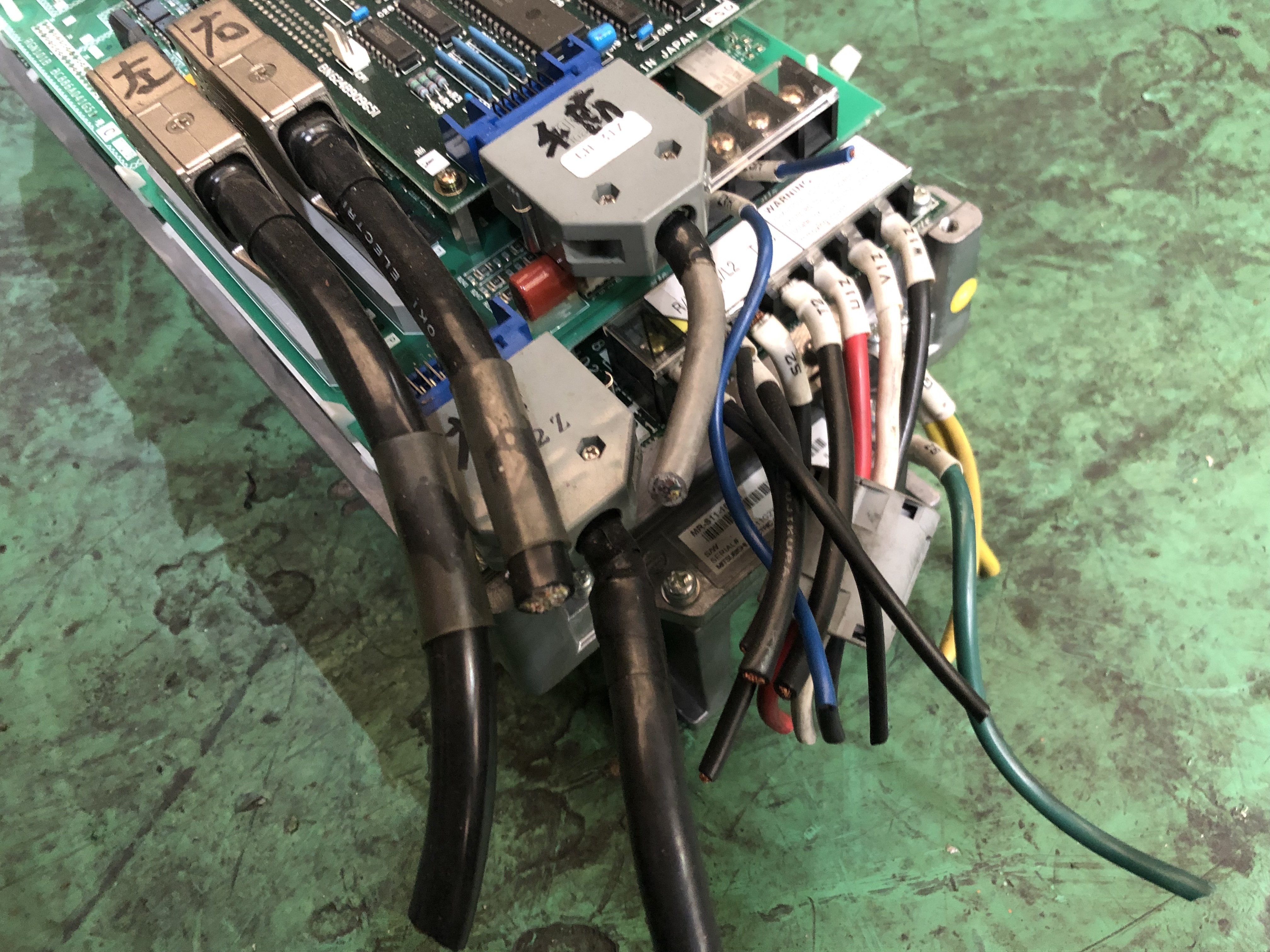 三菱/MITSUBISHI  サーボドライブSERVO DRIVE  MR-S11-100-N 動作未確認