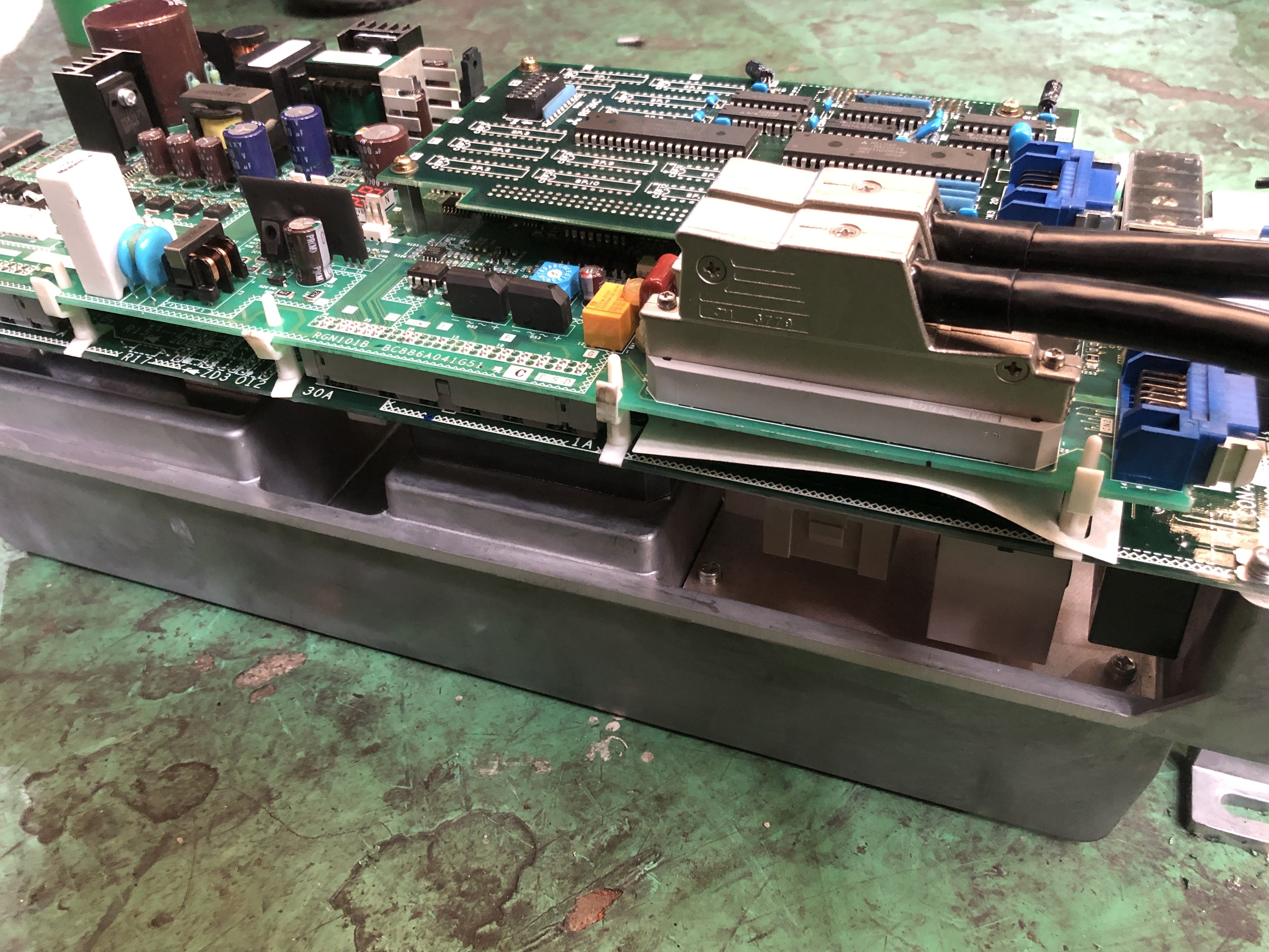 三菱/MITSUBISHI  サーボドライブSERVO DRIVE MR-S11-80-N 動作未確認　