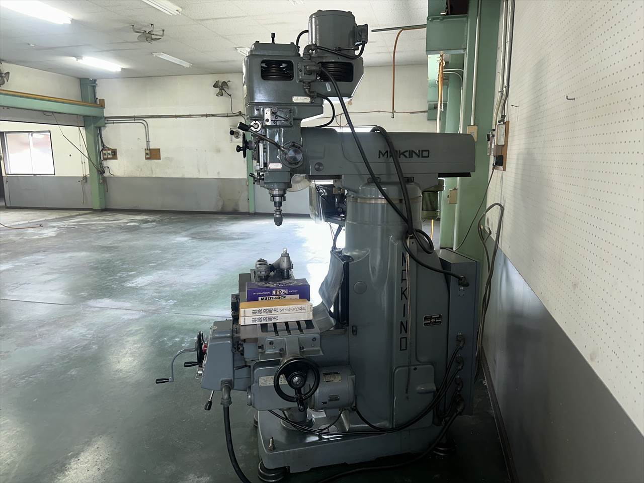牧野フライス製作所 立フライス盤（ラム型） KSJP-55