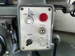 牧野フライス製作所 立フライス盤（ラム型） KSJP-55