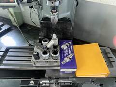 牧野フライス製作所 立フライス盤（ラム型） KSJP-55
