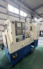 KITAMURA クシ刃型小型精密CNC旋盤 KNC-50GA