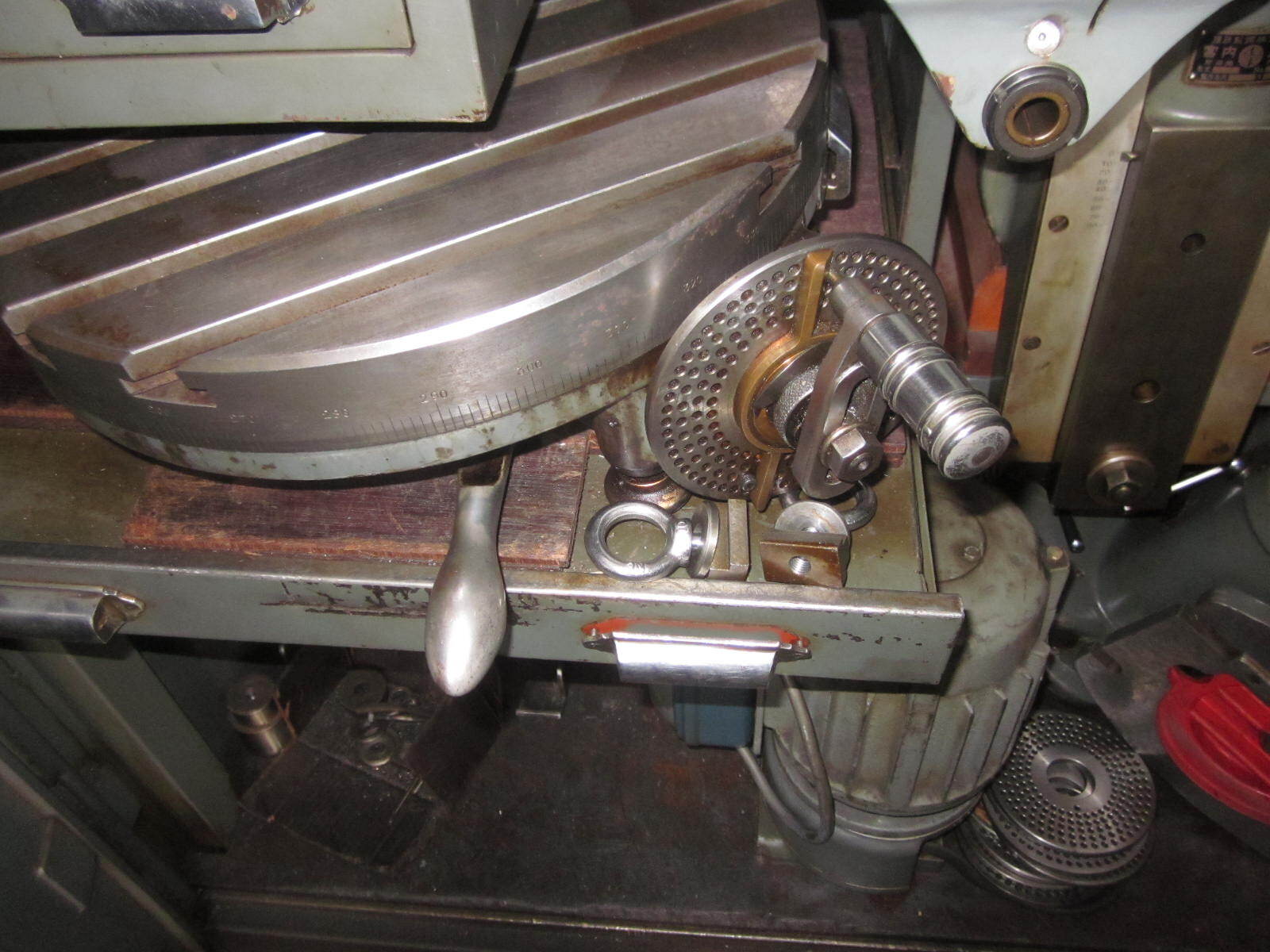 理研製鋼 万能フライス RTM-2