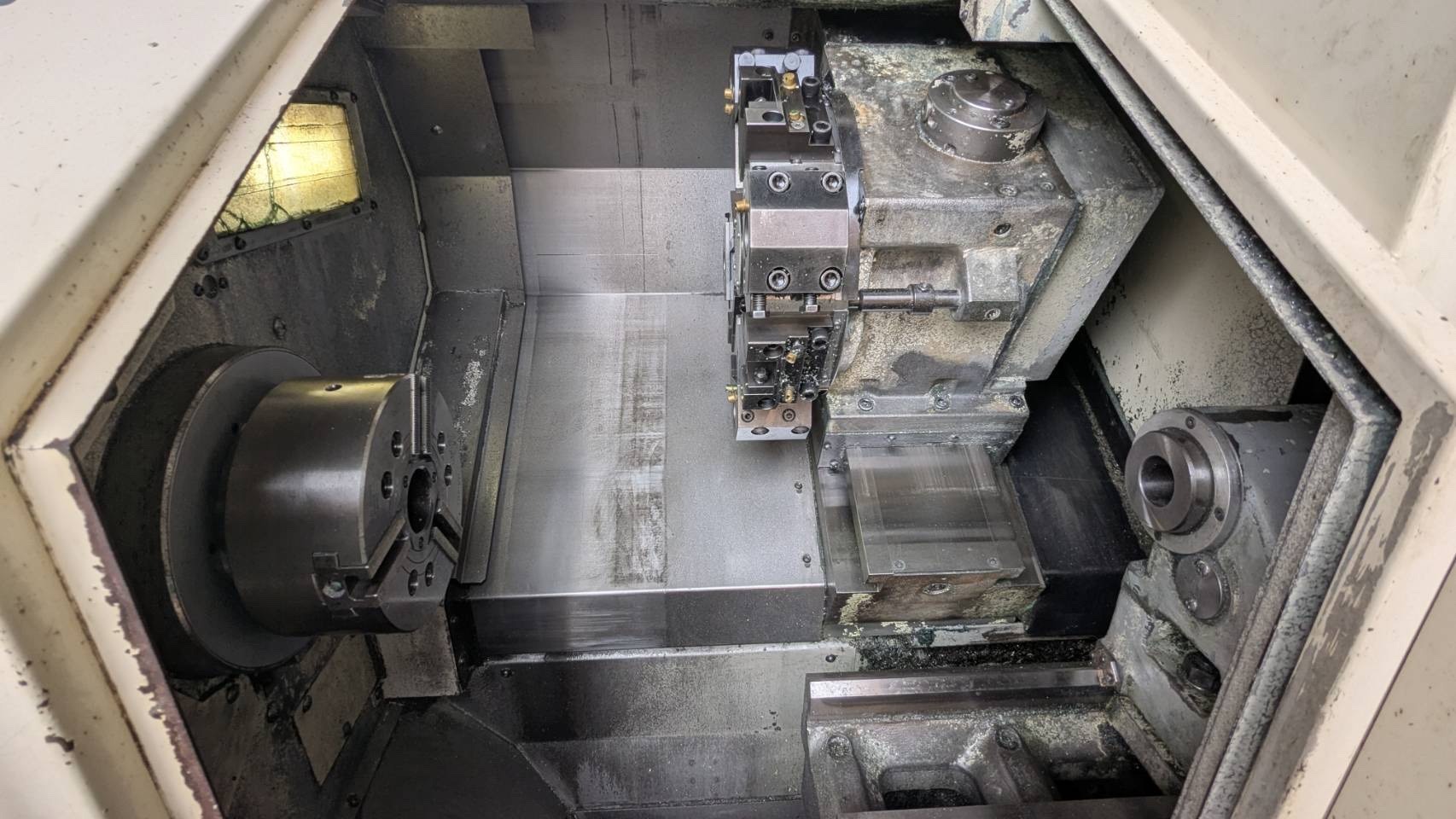 OKUMA NC旋盤 LCS15E