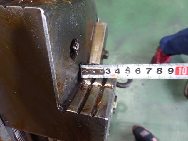 4爪インデペンデントチャック φ1200