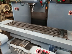 OKK NC立フライス RRM-2V