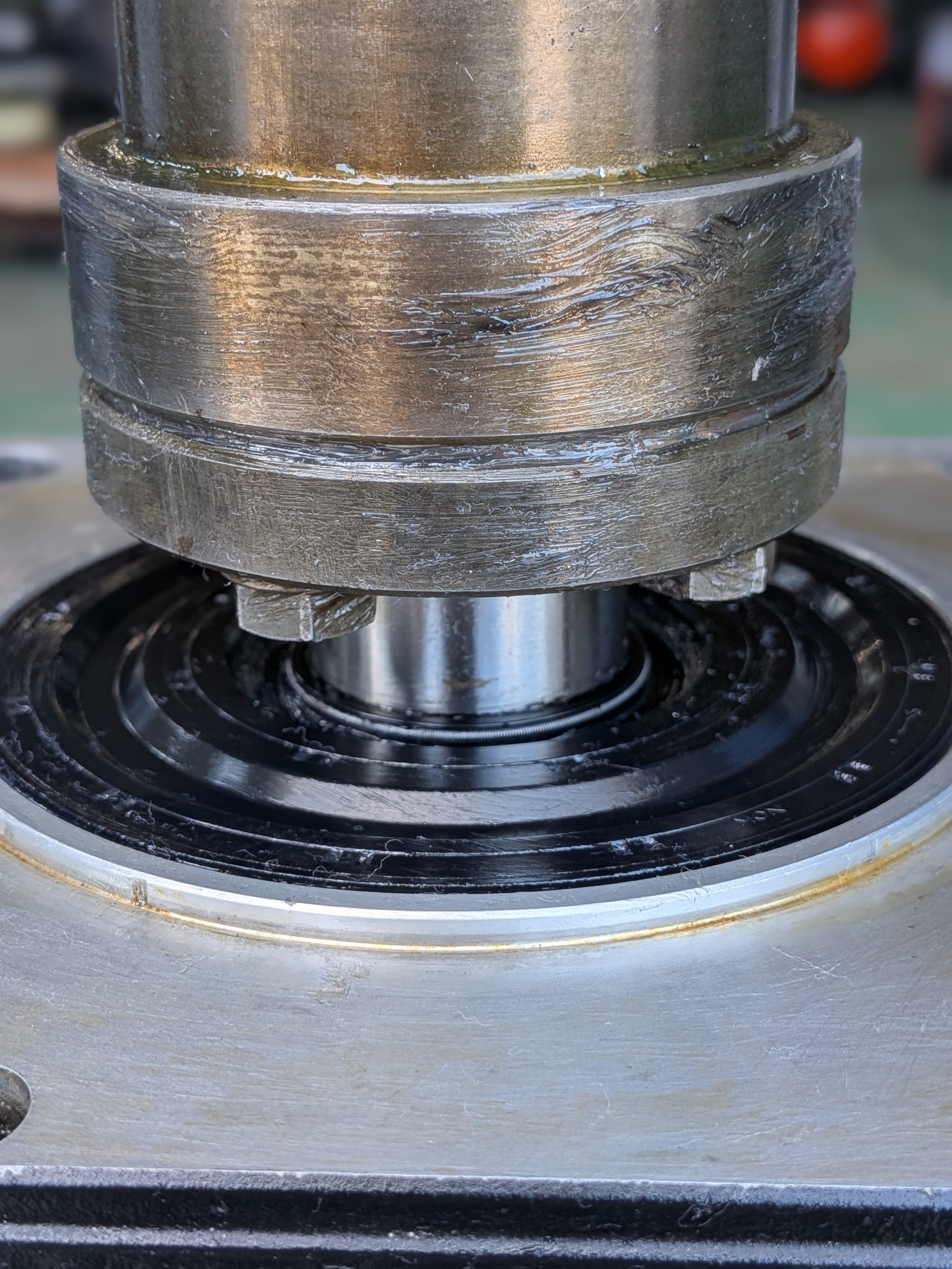 FANUC ACサーボモーター A06B-0501-B001