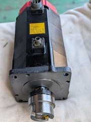 FANUC ACサーボモーター A06B-0501-B202
