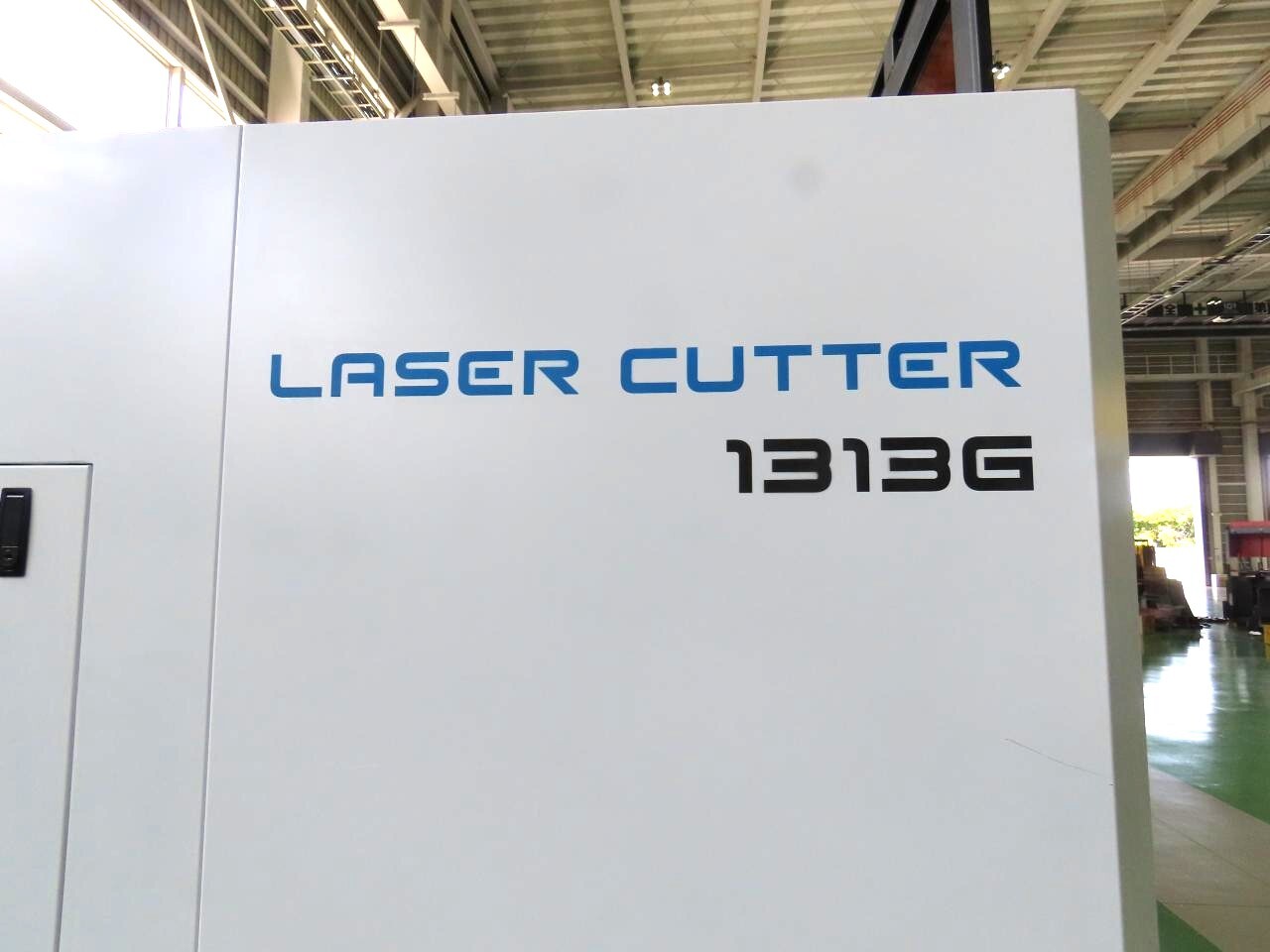 SENFENG LASER ファイバーレーザー加工機 SF1313G