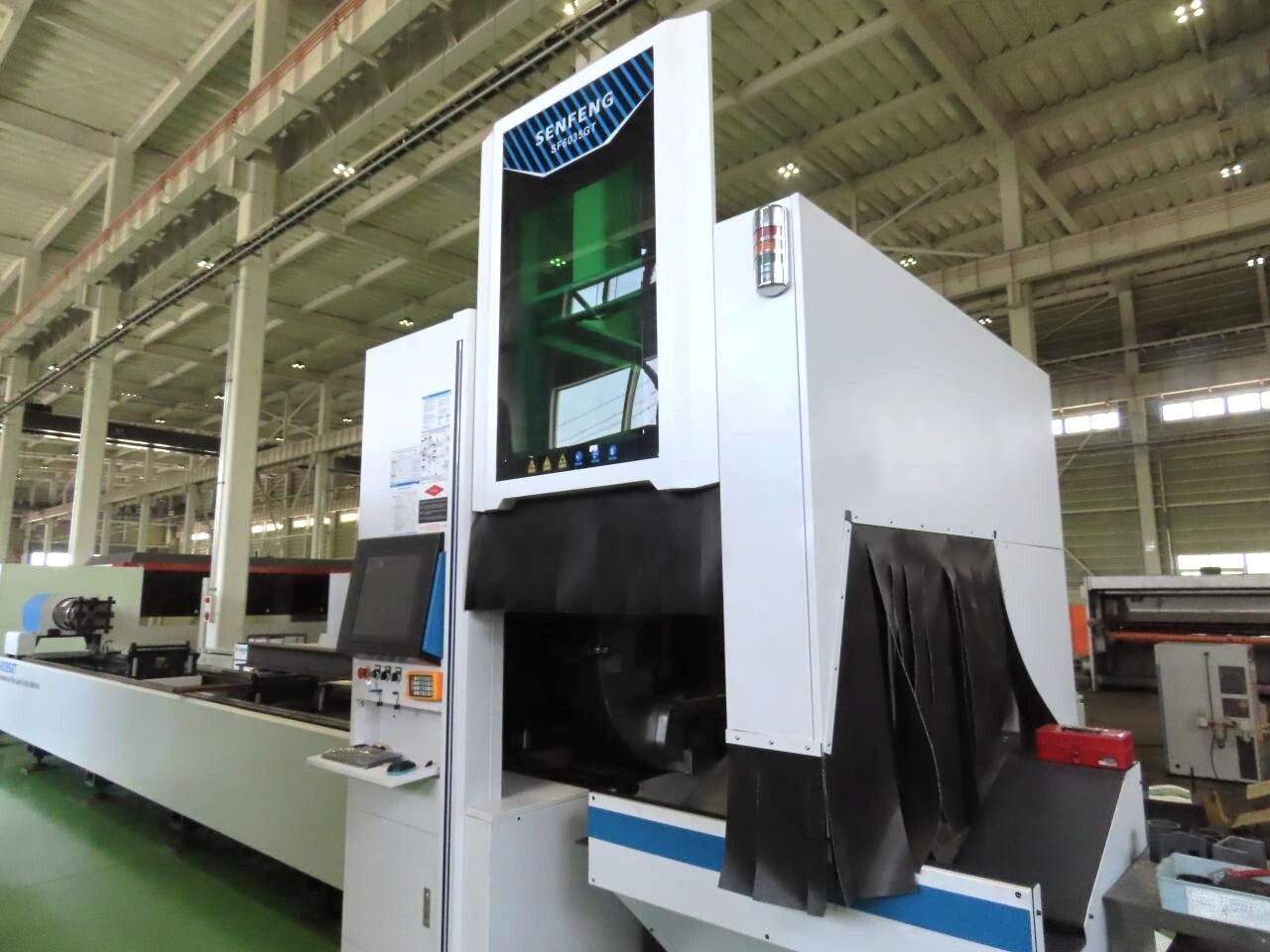 SENFENG LASER パイプレーザー切断機 SF6035GT
