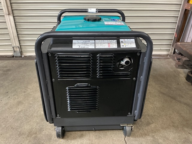 デンヨー 防音型インバータ発電機 GE-3800SS-Ⅳ 3.8kVA | マシンライフ