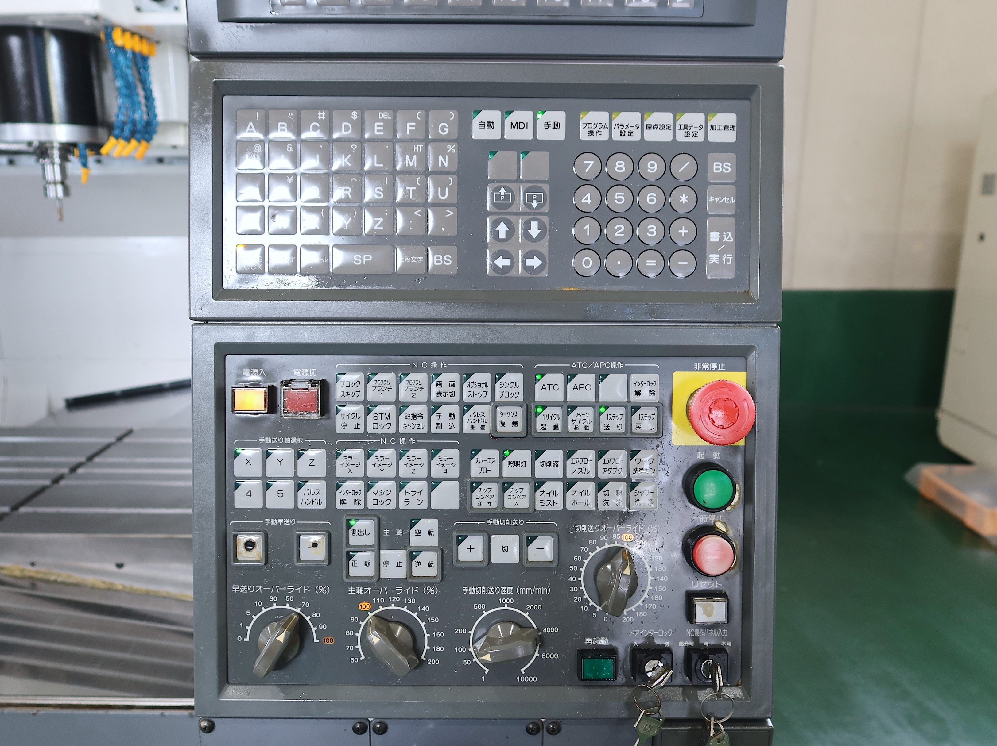 オークマ 立型マシニングセンター MB-56VA